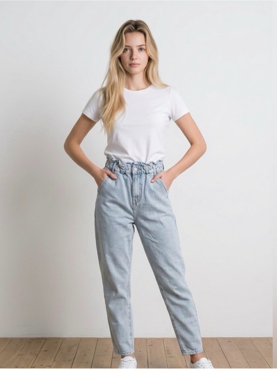 Denim - Zara light wash paperbag jeans